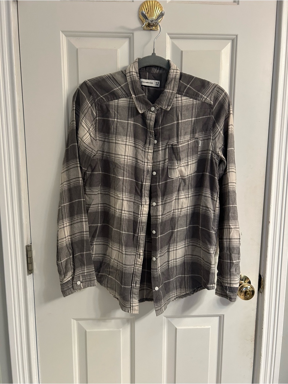 Girls abercrombie kids Gray and Cream Plaid Button-Down Shirt